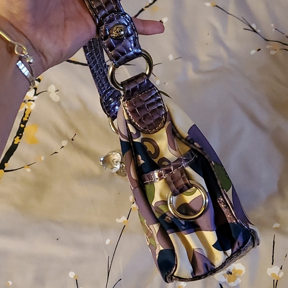 Kathy Van Zeeland purse - Picture 6 of 8